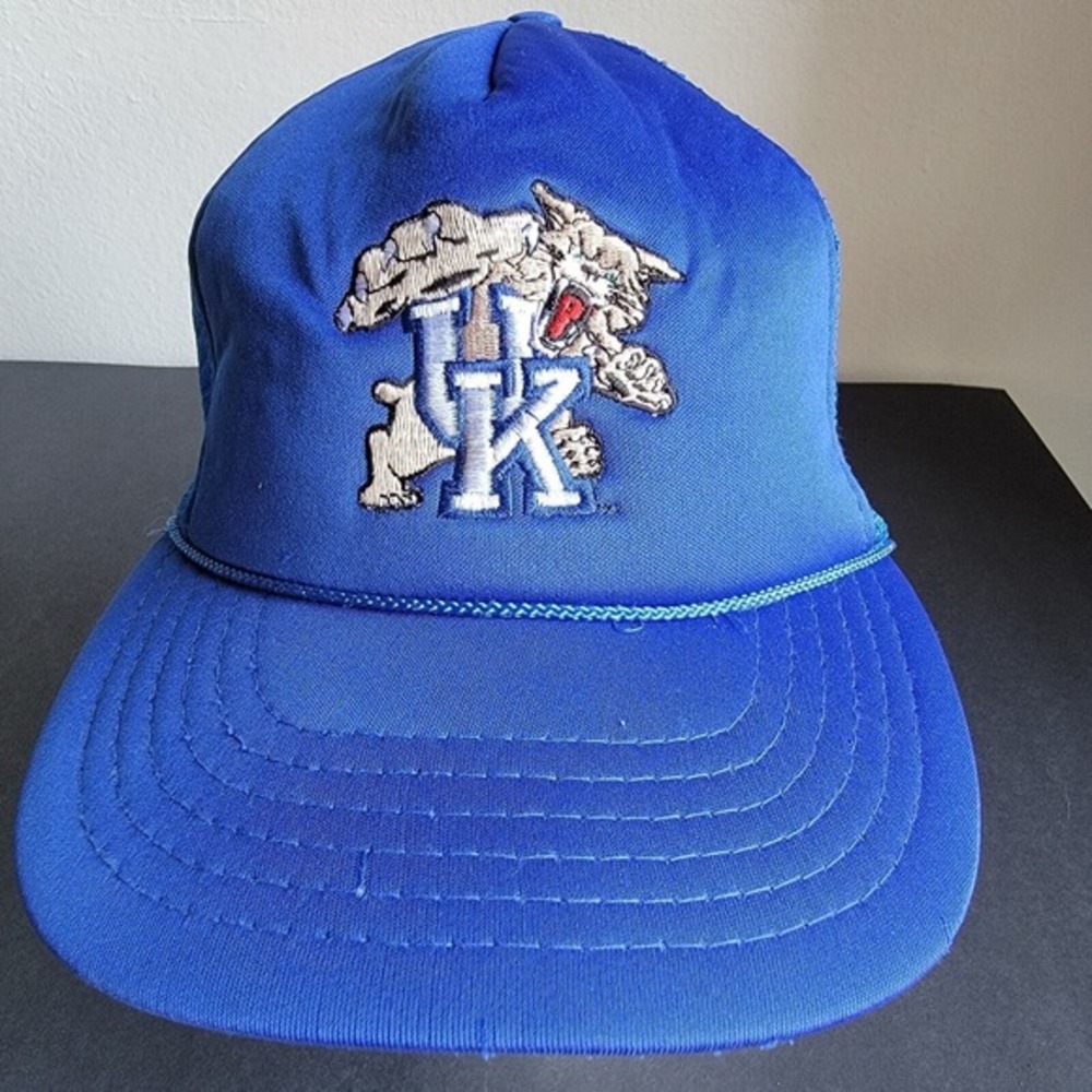 Vintage Kentucky‎ Wildcats Snapback Trucker Hat Cap NCAA Basketball Mohr’s Blue